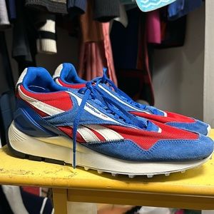 Men’s Reebok sneakers